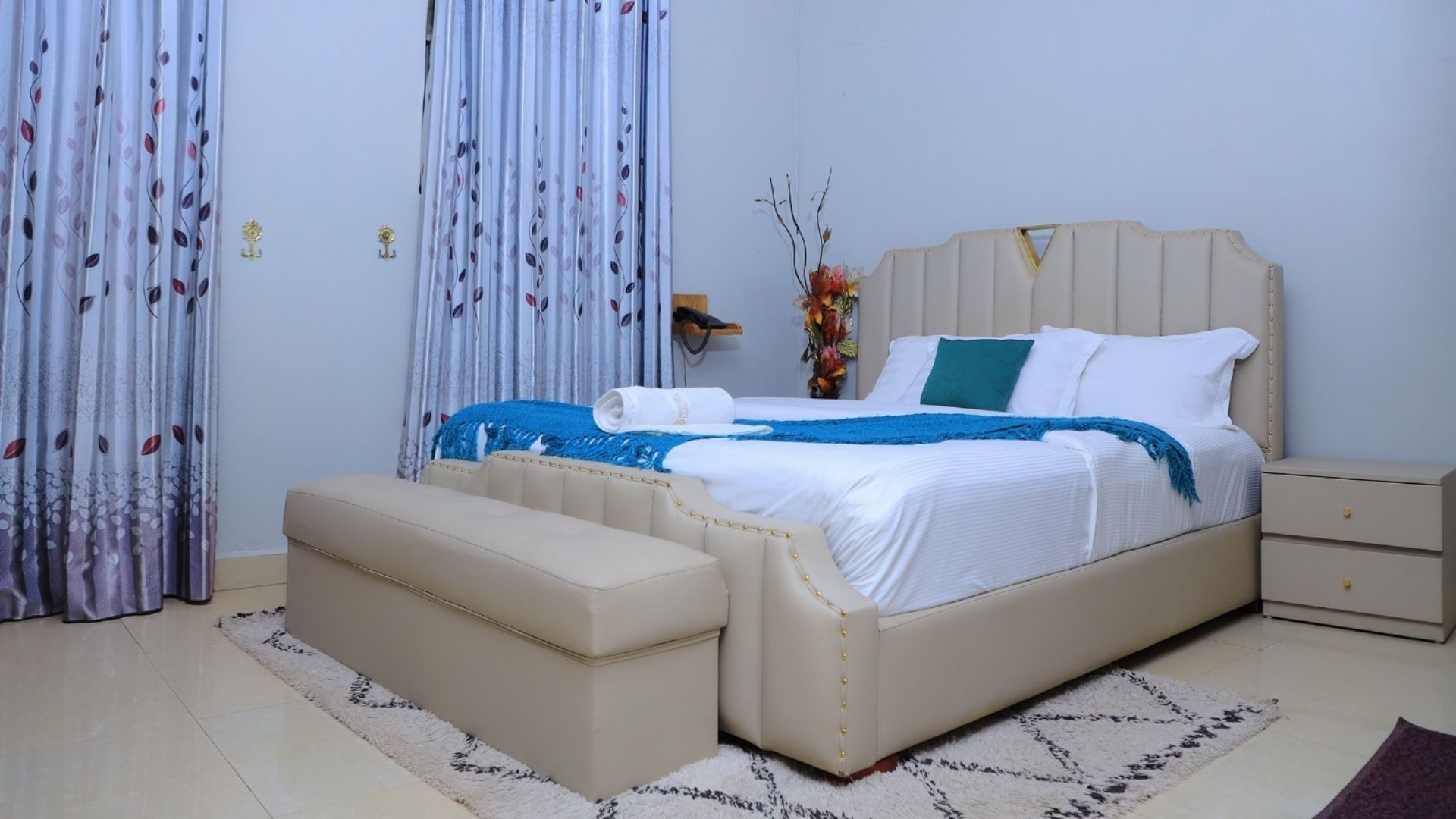 Guest room at Buddiez Platinum Hotel, Nsambya, Kampala